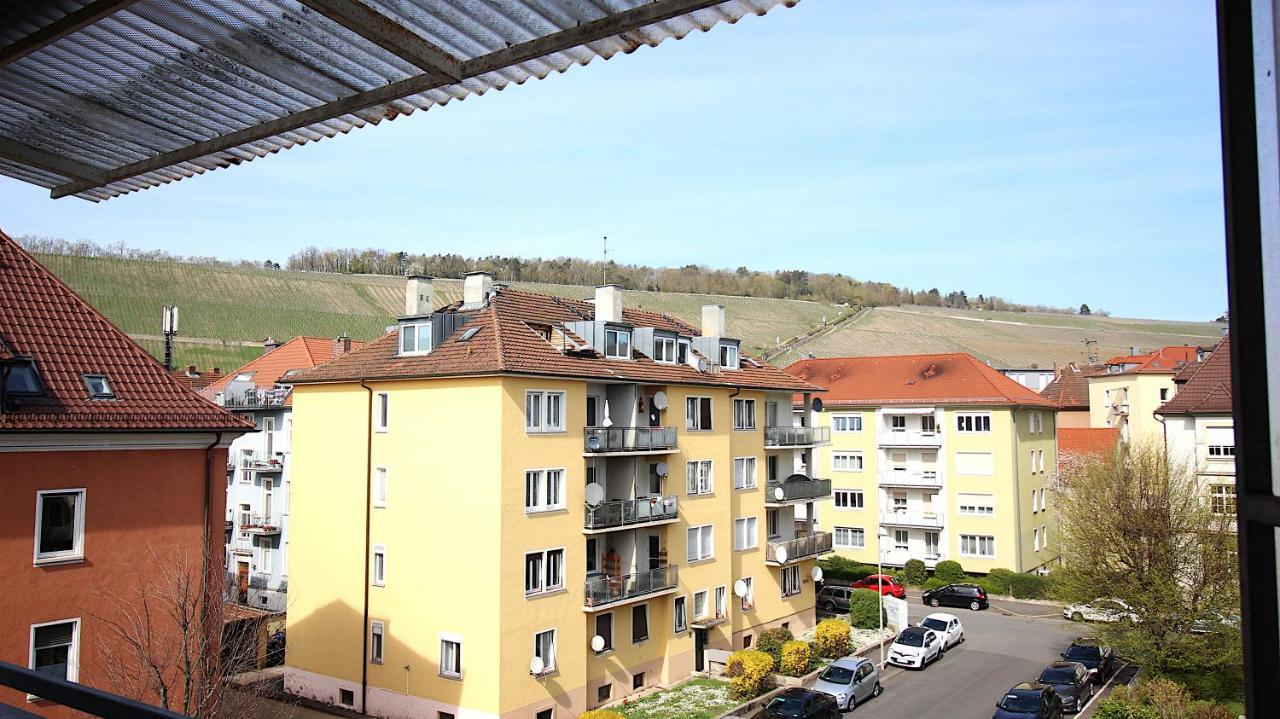 Grosszuegige Stadtwohnung - Garage, Balkon Wurzburg Exterior photo